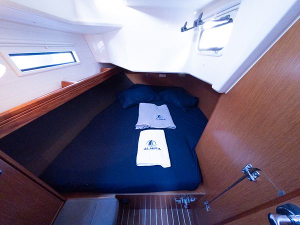 Bavaria Cruiser 37 | Almira