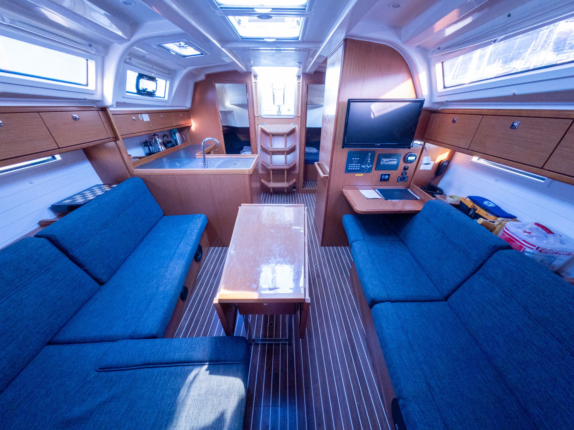 Bavaria Cruiser 37 | Almira