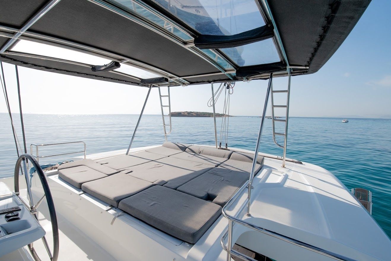 Lagoon 50 | For Sail Again