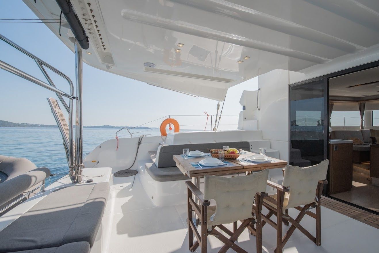 Lagoon 50 | For Sail Again