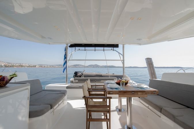 Lagoon 50 | For Sail Again