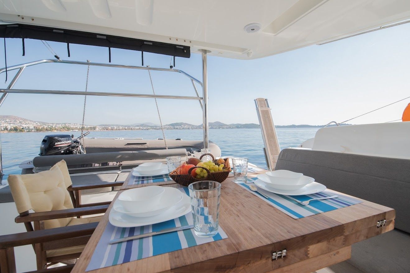 Lagoon 50 | For Sail Again