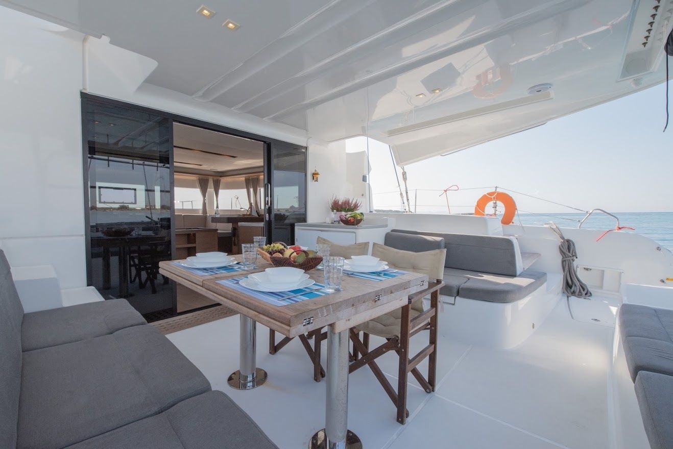 Lagoon 50 | For Sail Again