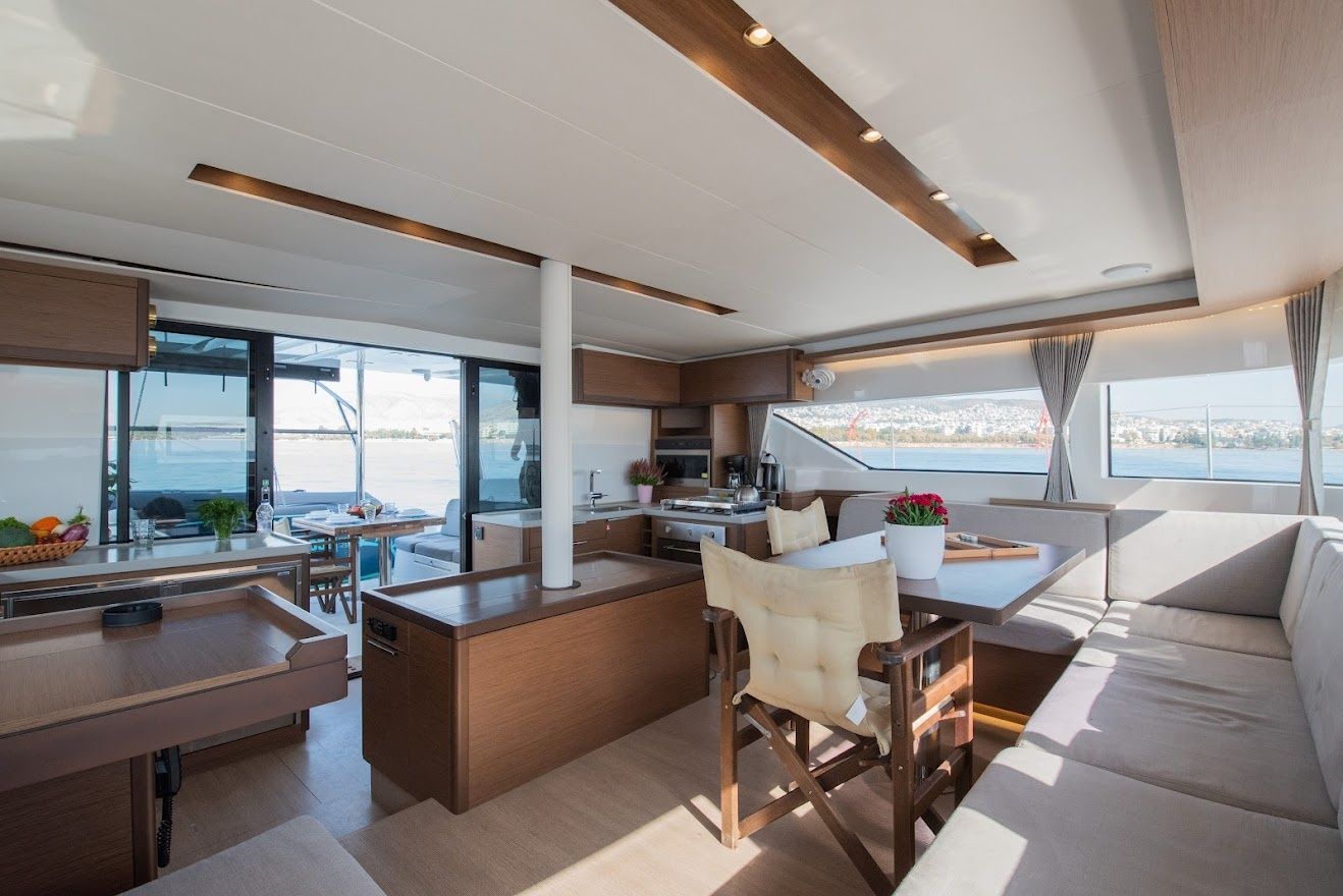 Lagoon 50 | For Sail Again