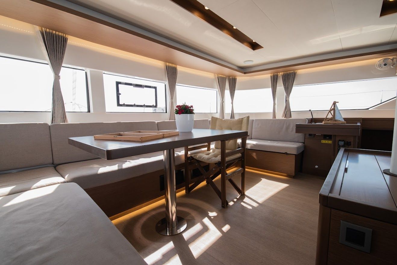 Lagoon 50 | For Sail Again