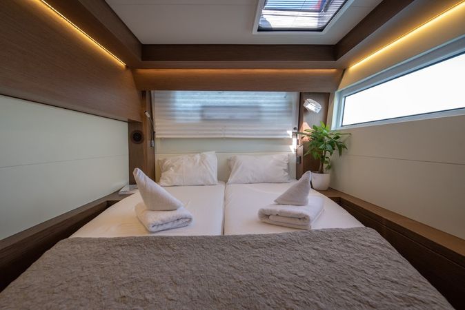 Lagoon 50 | For Sail Again