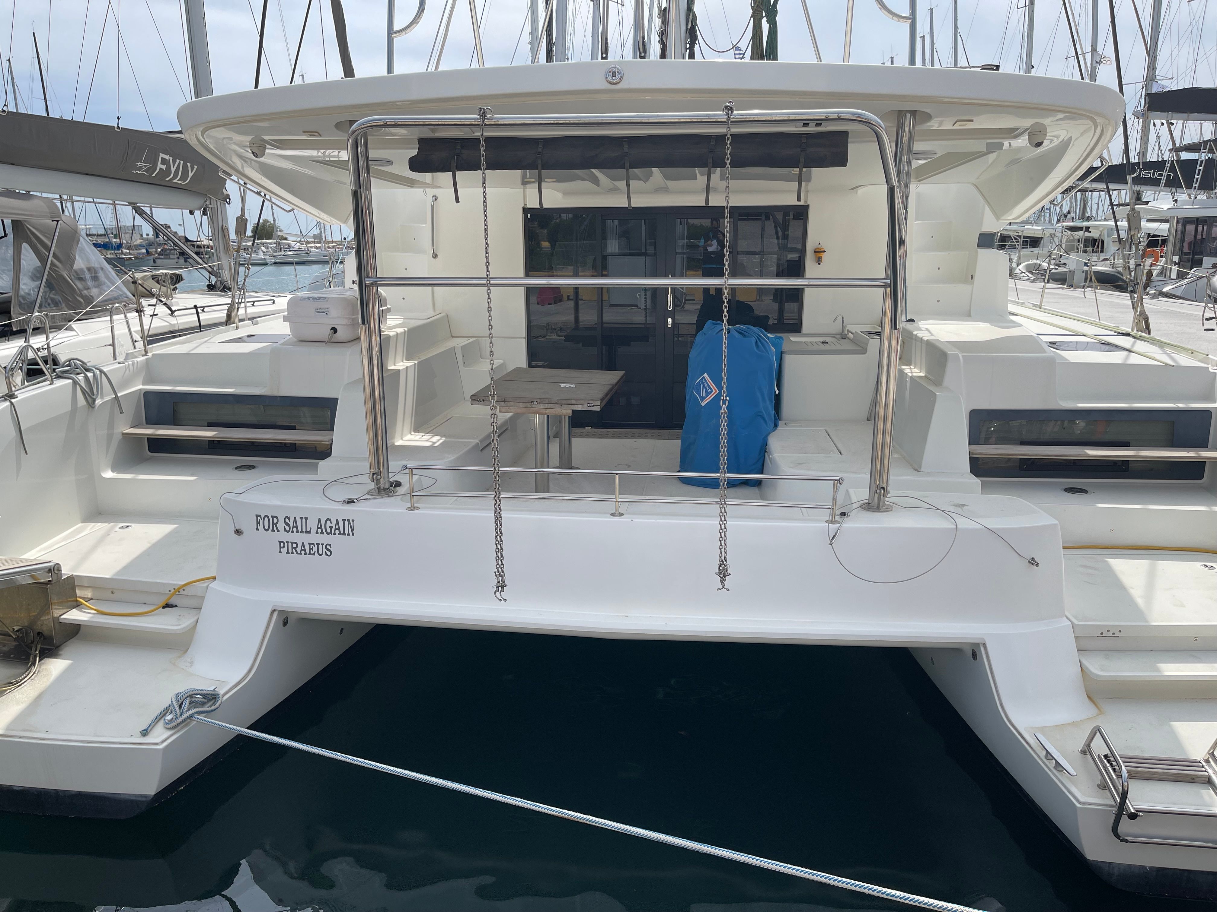 Lagoon 50 | For Sail Again