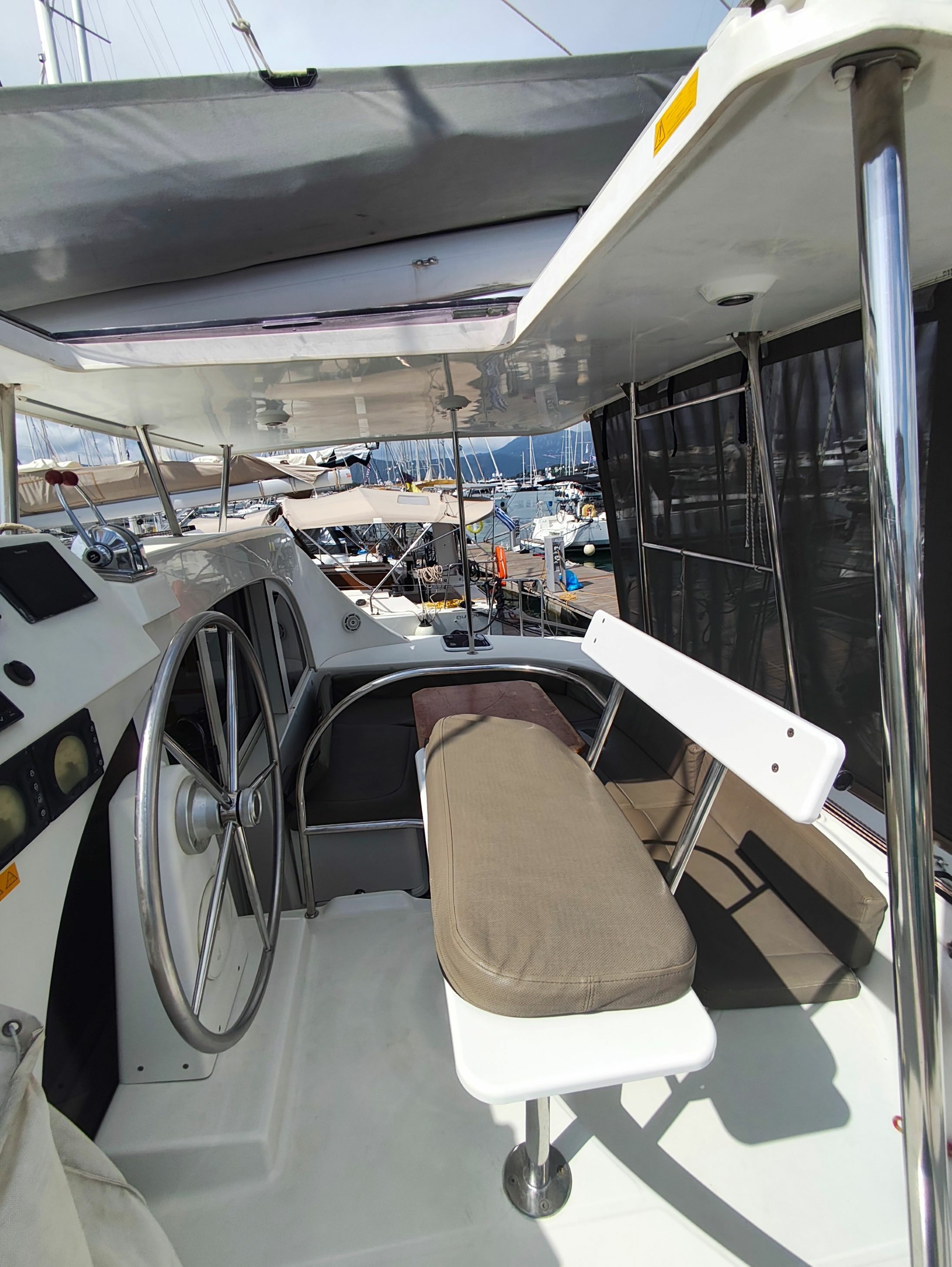 Lagoon 380 S2 | Dido