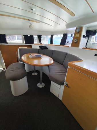 Lagoon 380 S2 | Dido