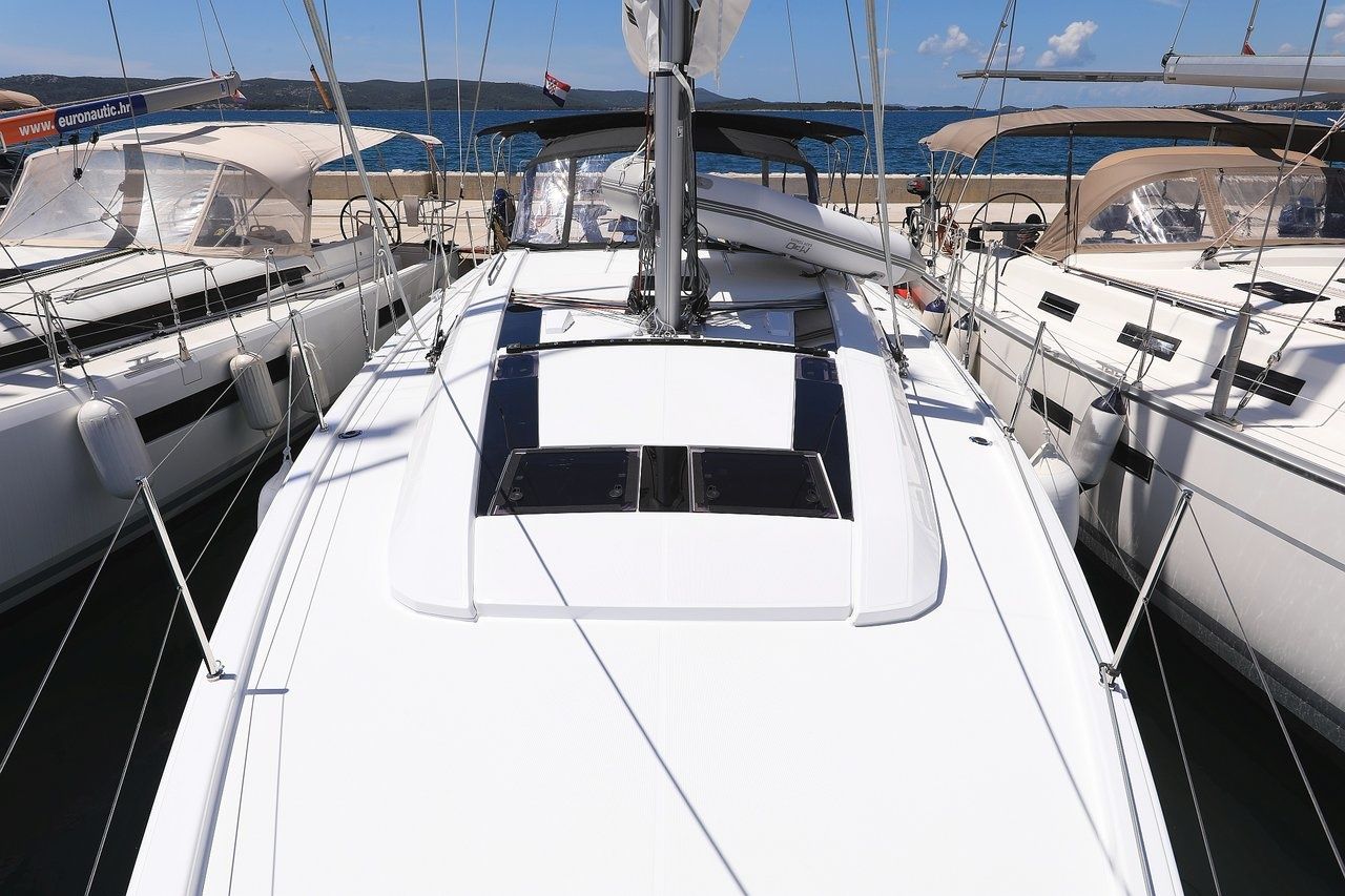 Beneteau Oceanis 46.1 | Speechless