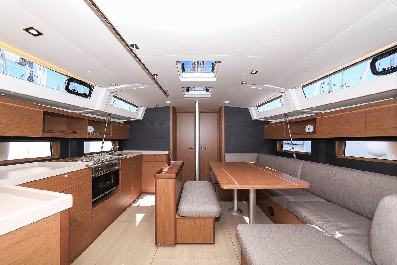 Beneteau Oceanis 46.1 | Speechless