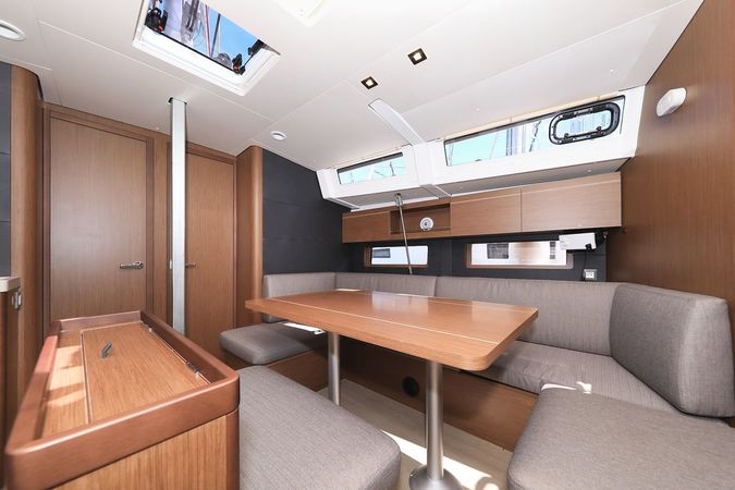 Beneteau Oceanis 46.1 | Speechless