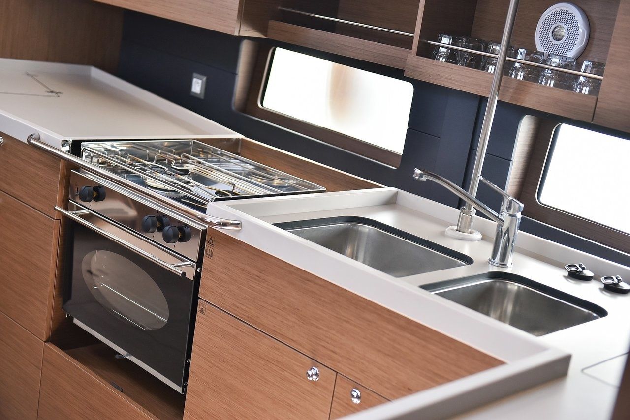 Beneteau Oceanis 46.1 | Speechless