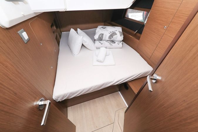 Beneteau Oceanis 46.1 | Speechless