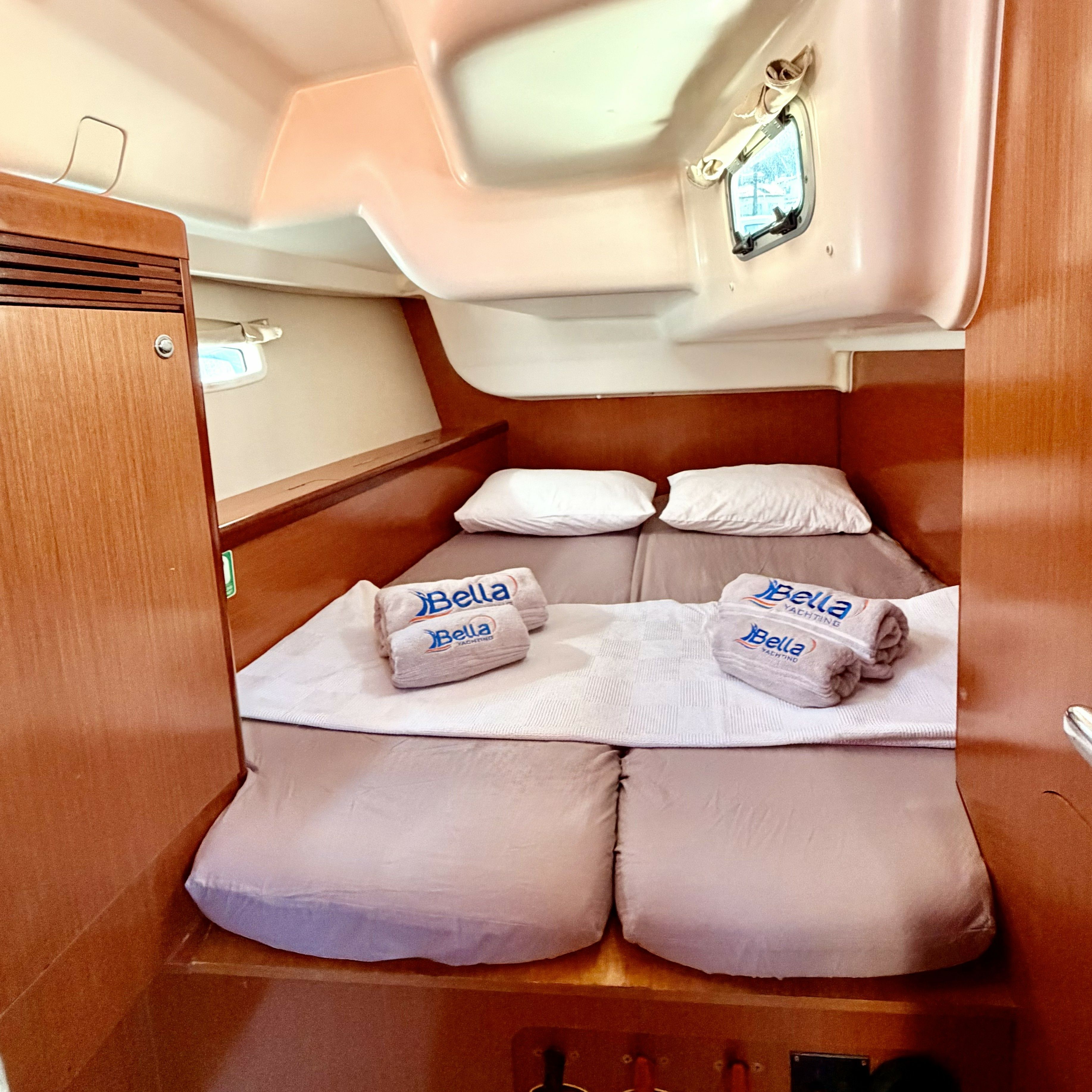 Beneteau Oceanis 40 | Tigre
