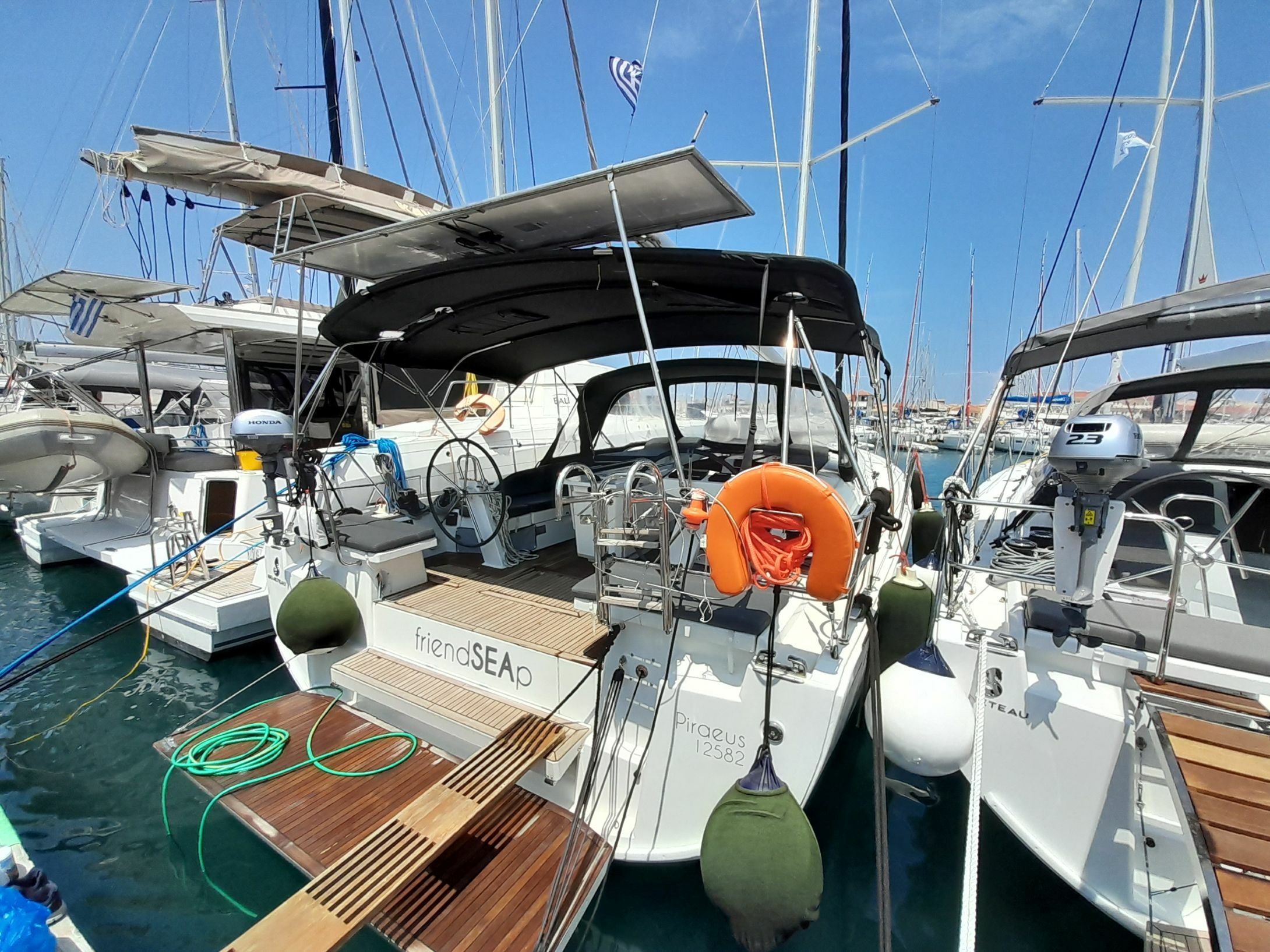 Beneteau Oceanis 46.1 | Friendseap
