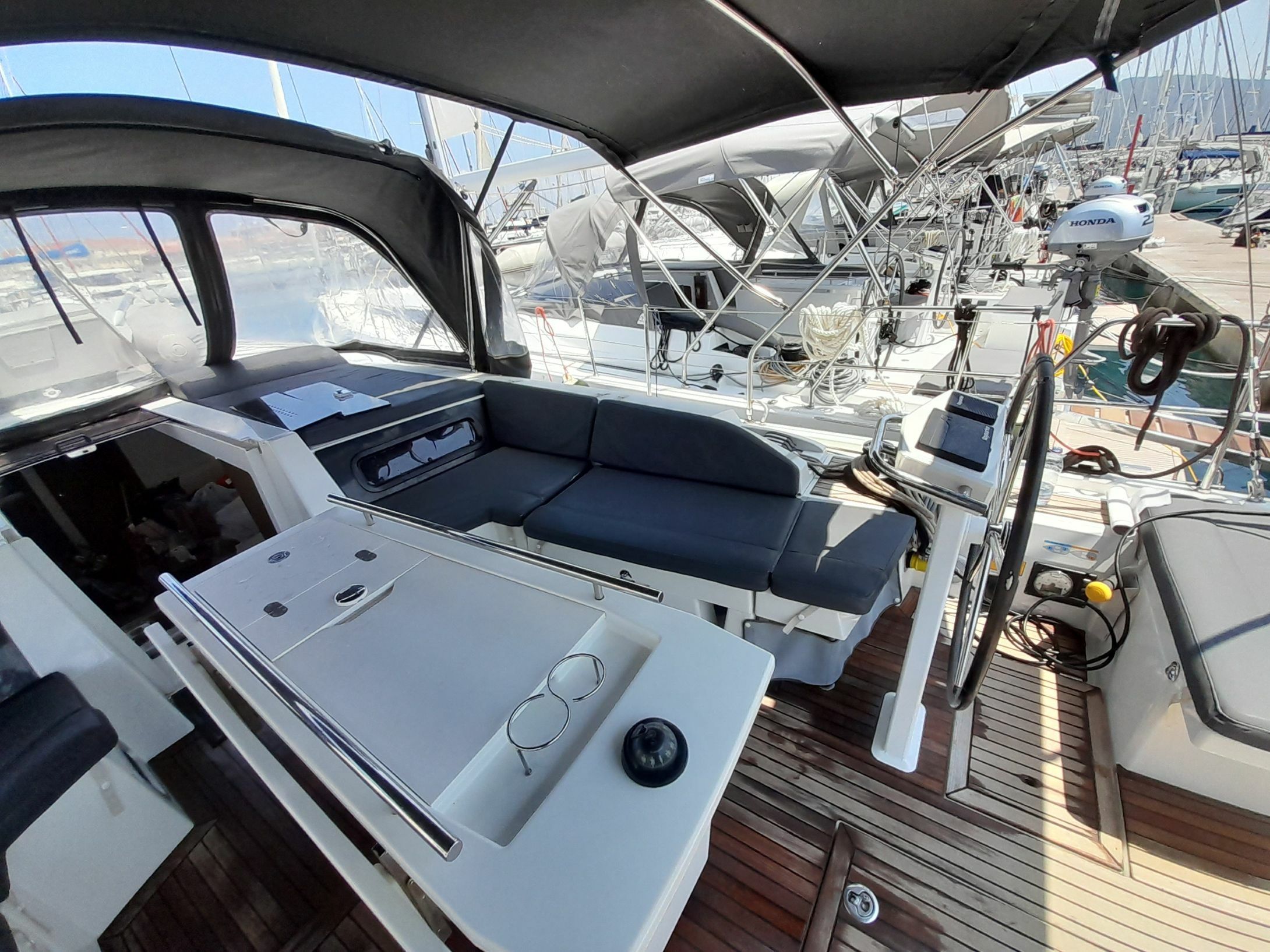 Beneteau Oceanis 46.1 | Friendseap