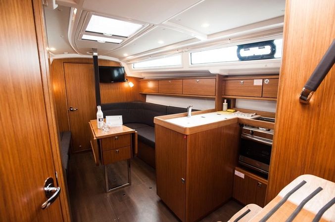 Bavaria Cruiser 34 | Neo