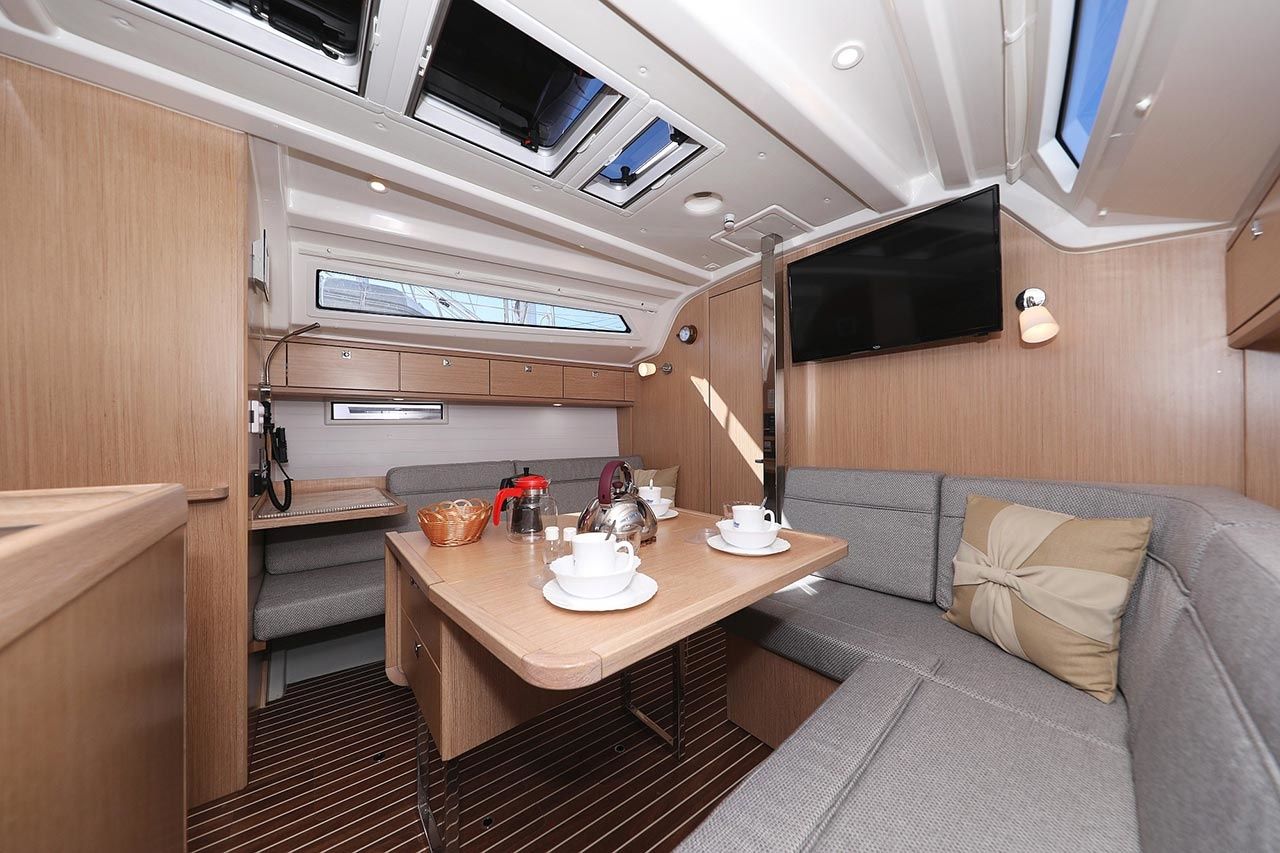 Bavaria Cruiser 37 | Bahari