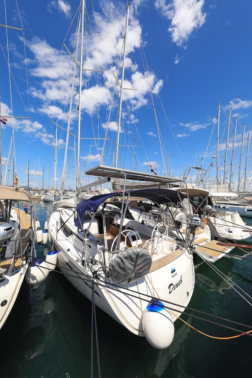 Bavaria Cruiser 34 | Deneb