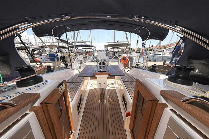 Bavaria Cruiser 34 | Deneb