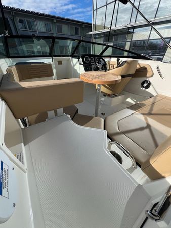 Sea Ray 190 SPX | 24