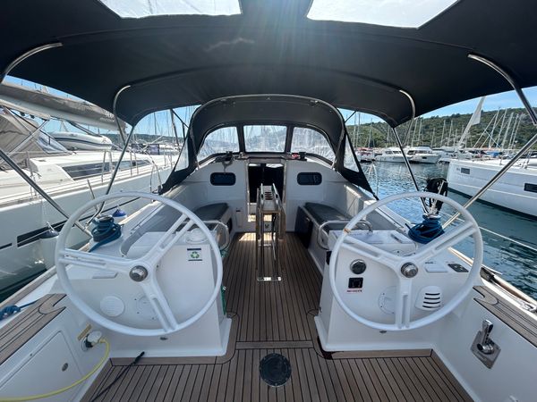 Elan 40 | Top Secret