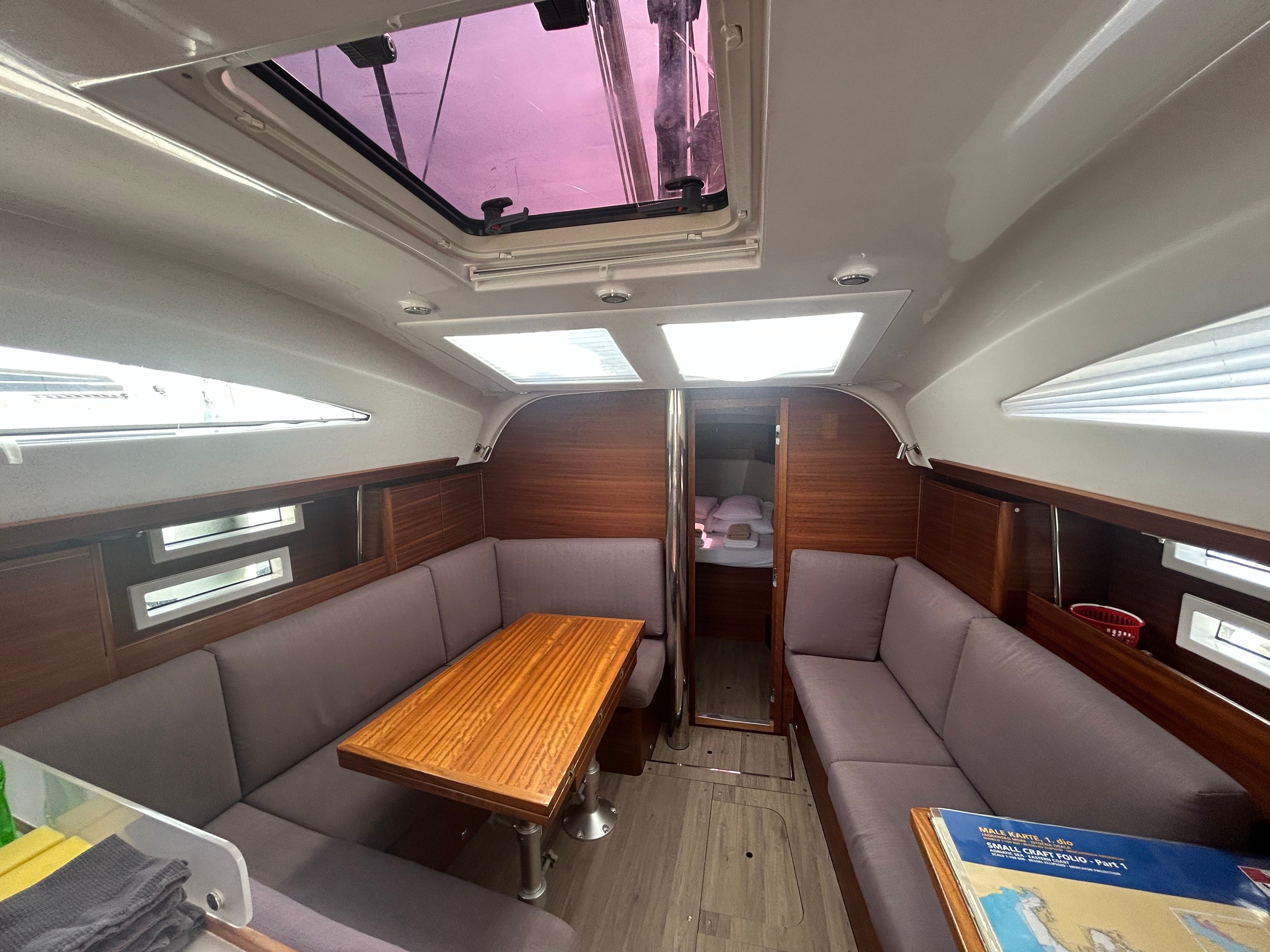 Elan 40 | Top Secret