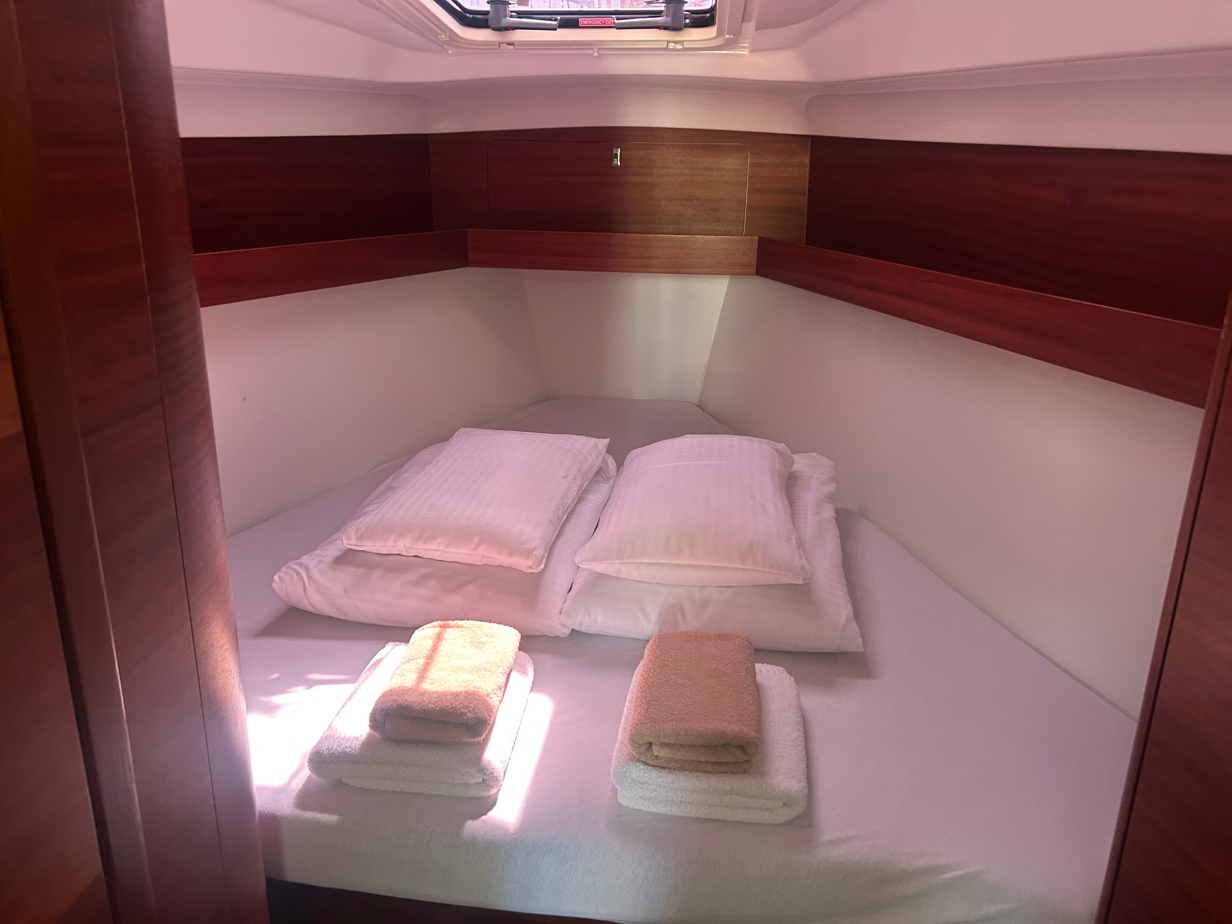 Elan 40 | Top Secret