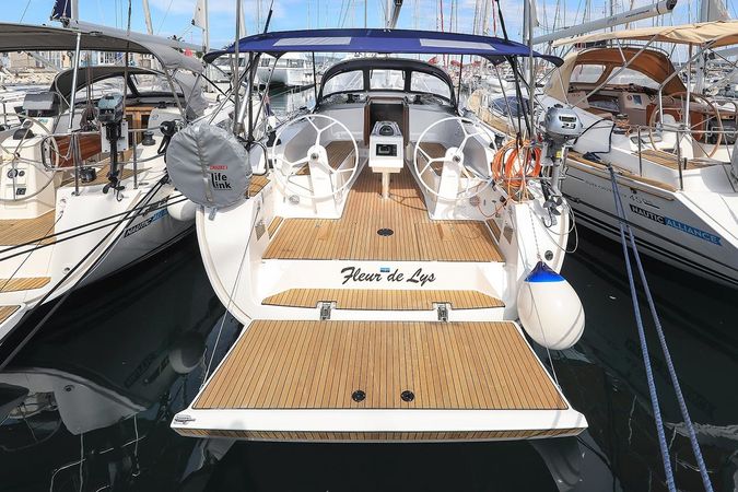 Bavaria Cruiser 41 | Fleur de Lys