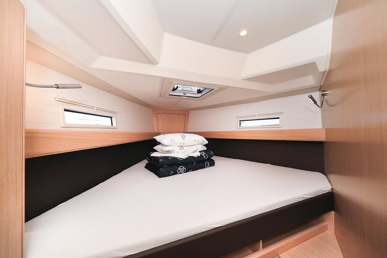 Bavaria Cruiser 41 | Fleur de Lys