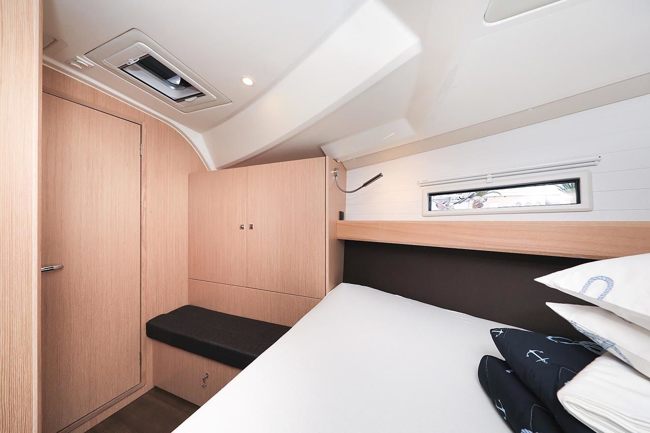 Bavaria Cruiser 41 | Fleur de Lys