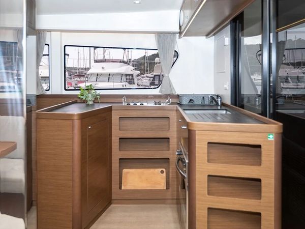 Lagoon 42 | Poseidon