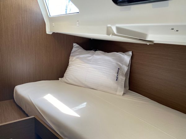 Beneteau Oceanis 51 | Captain George