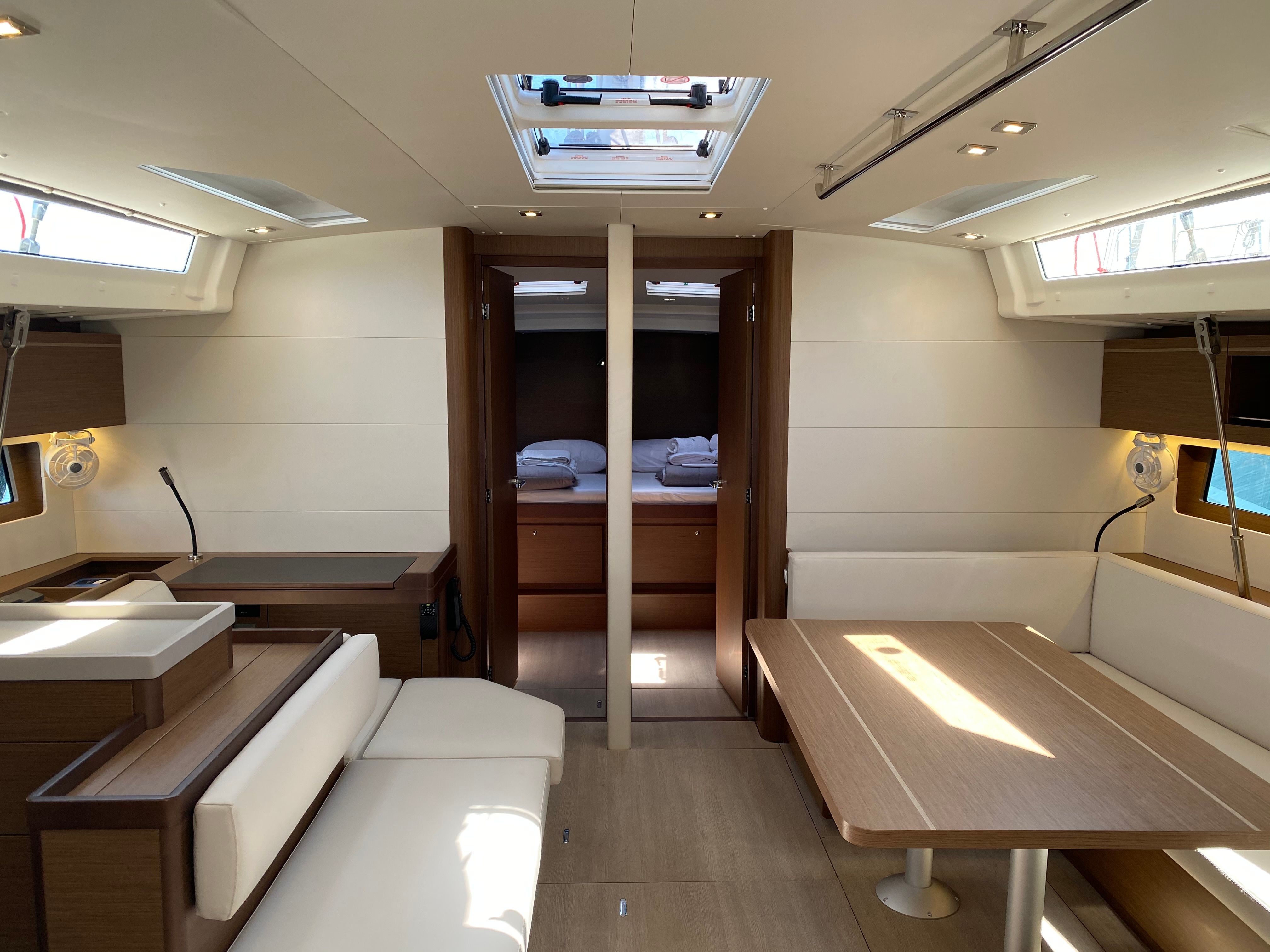 Beneteau Oceanis 51 | Captain George