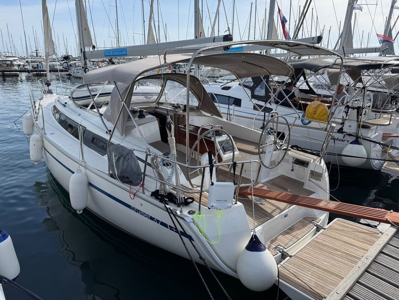 Bavaria Cruiser 37 | Lady Lana