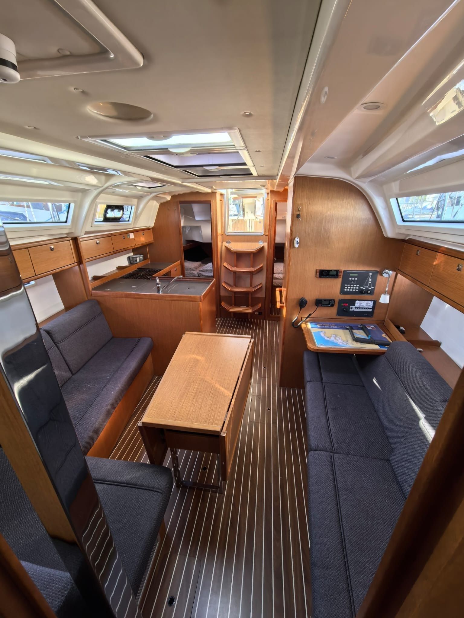 Bavaria Cruiser 37 | Lady Lana