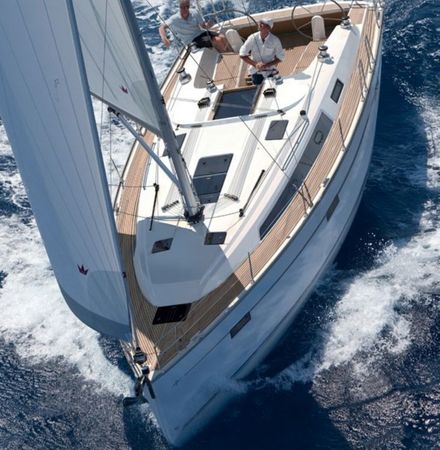 Bavaria Cruiser 41 | Luna 2