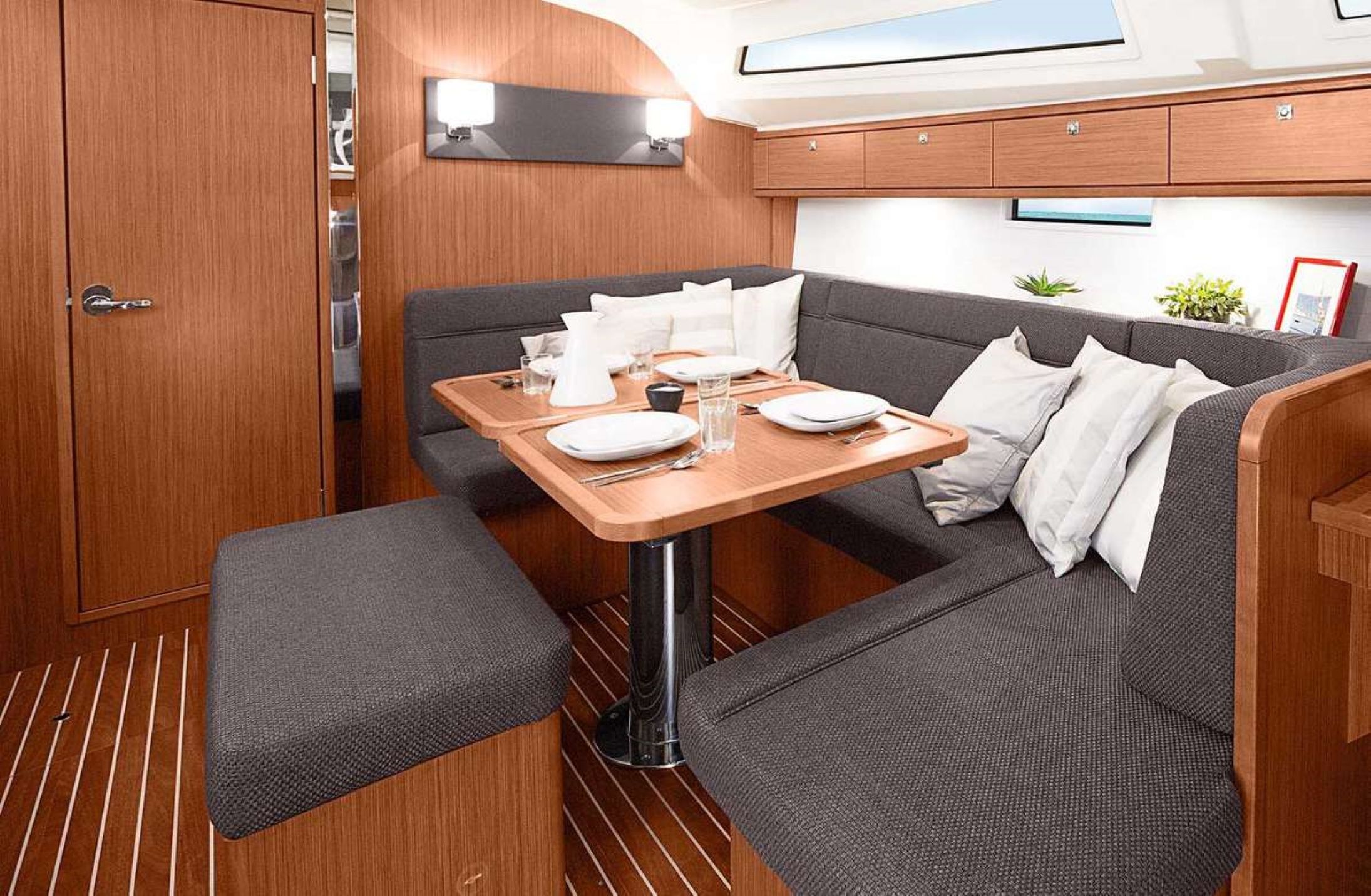 Bavaria Cruiser 41 | Luna 2