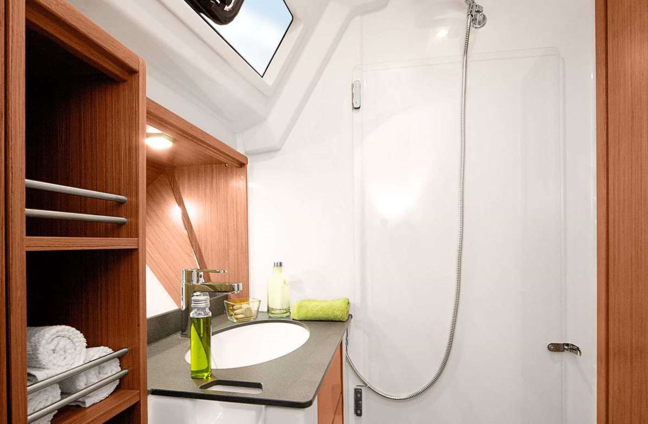 Bavaria Cruiser 41 | Luna 2