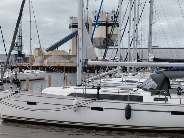 Bavaria Cruiser 41 | Luna 2