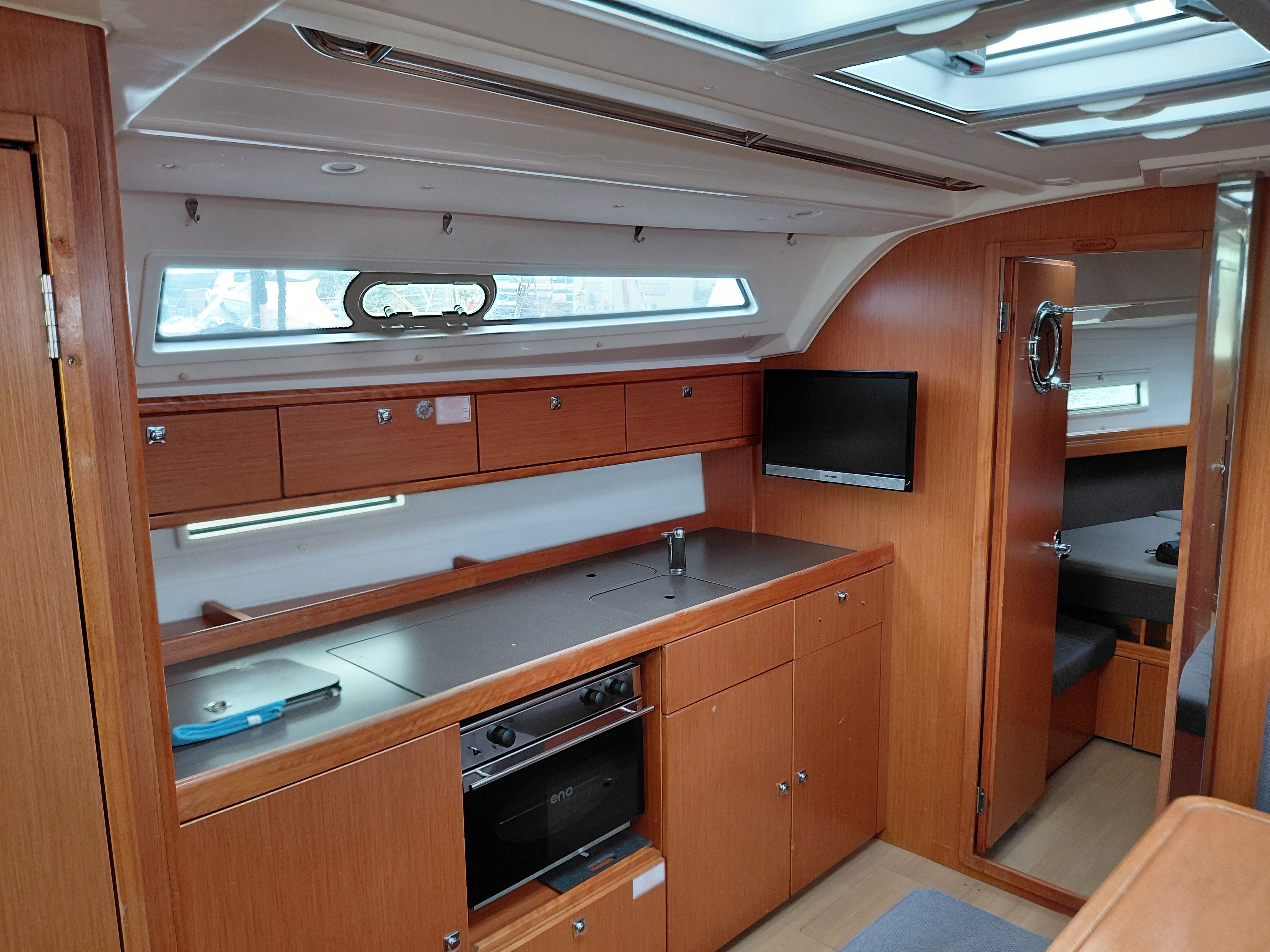 Bavaria Cruiser 41 | Luna 2