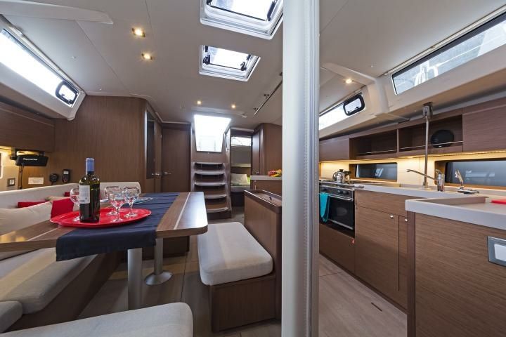 Beneteau Oceanis 46.1 | Salty Kiss