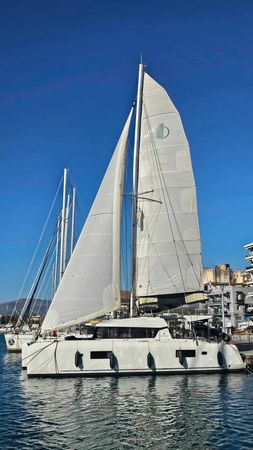 Lagoon 42 | Aria
