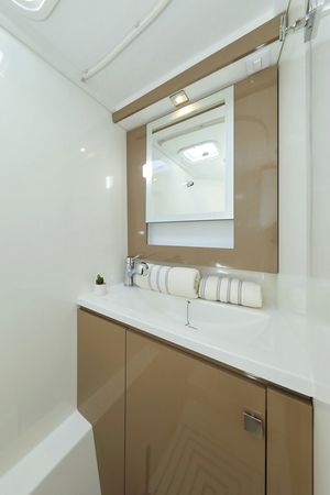 Fountaine Pajot MY 37 | Marketka