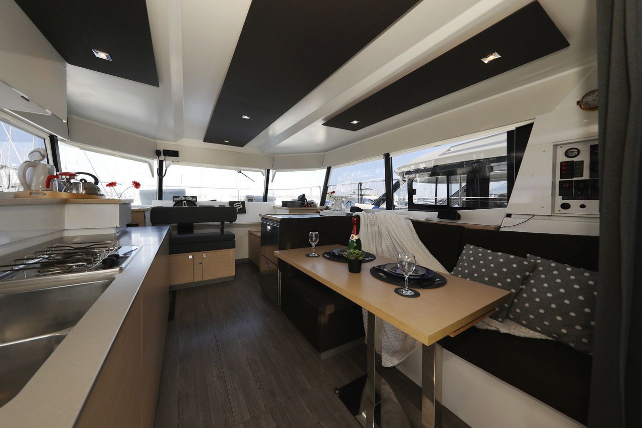 Fountaine Pajot MY 37 | Marketka