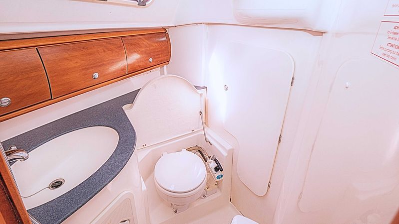 Bavaria Cruiser 32 | Lila