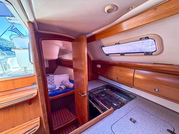 Bavaria Cruiser 32 | Lila