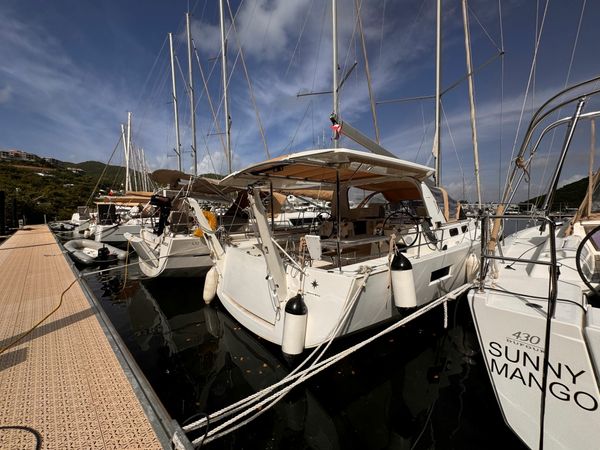Jeanneau Sun Loft 47 | Galdor