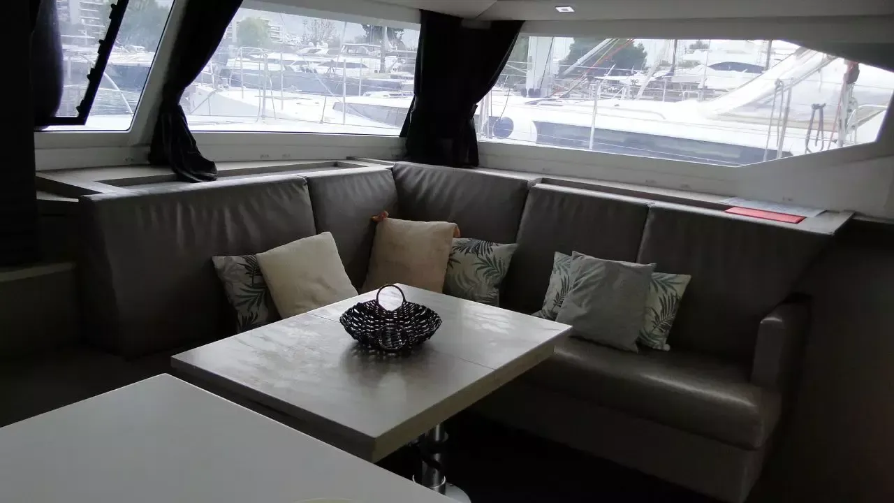 Fountaine Pajot Saona 47 | Nefeli
